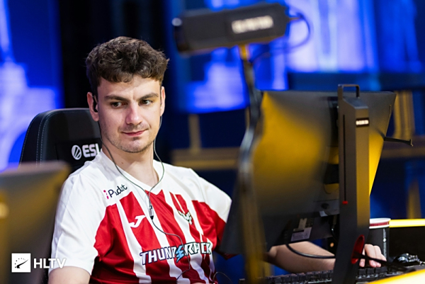 blameF和 Fnatic 旨在在RES Regional Champions中重新夺回顶级团队地位